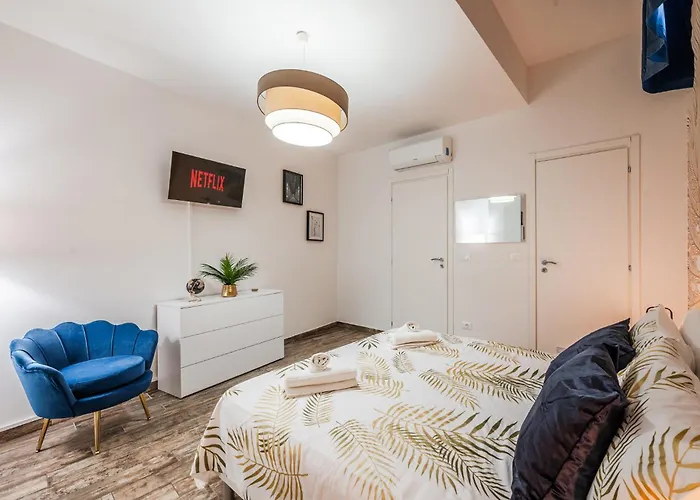 Santorsola Apartment